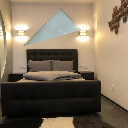 Stylish Westpark 2 Residence Lake View W8 Бухарест Экстерьер фото