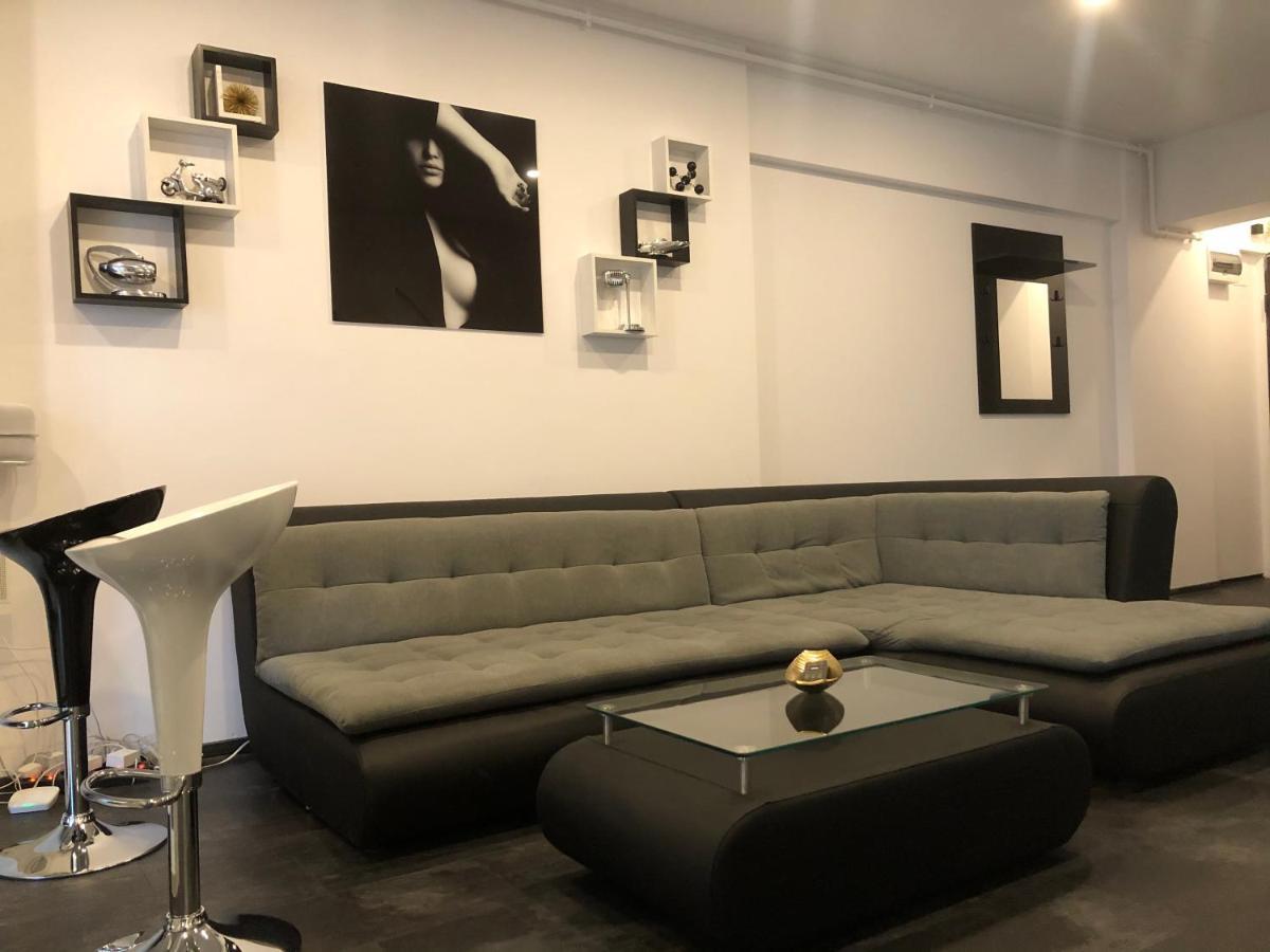 Stylish Westpark 2 Residence Lake View W8 Бухарест Экстерьер фото