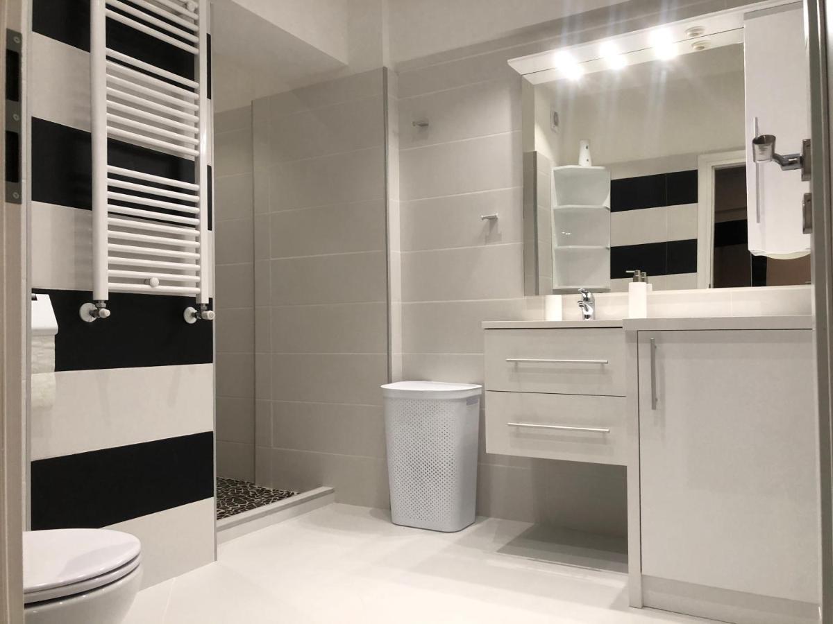 Stylish Westpark 2 Residence Lake View W8 Бухарест Экстерьер фото